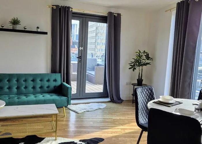 Manchester Penthouse - 2 Bedroom Apartment