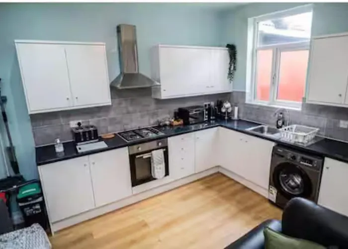 Family-Friendly Two-Bedroom Near Manchester City Stadium